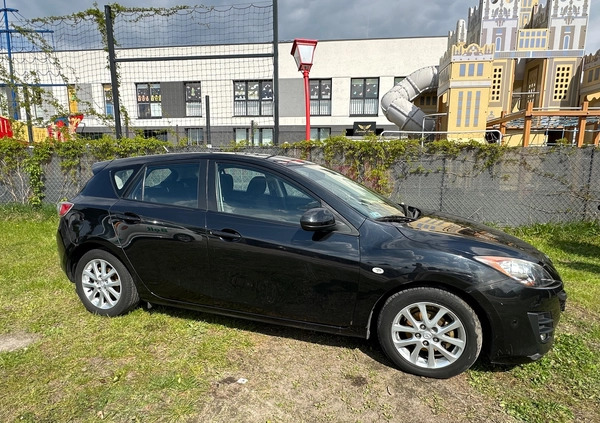 Mazda 3 cena 16500 przebieg: 226431, rok produkcji 2010 z Warszawa małe 121